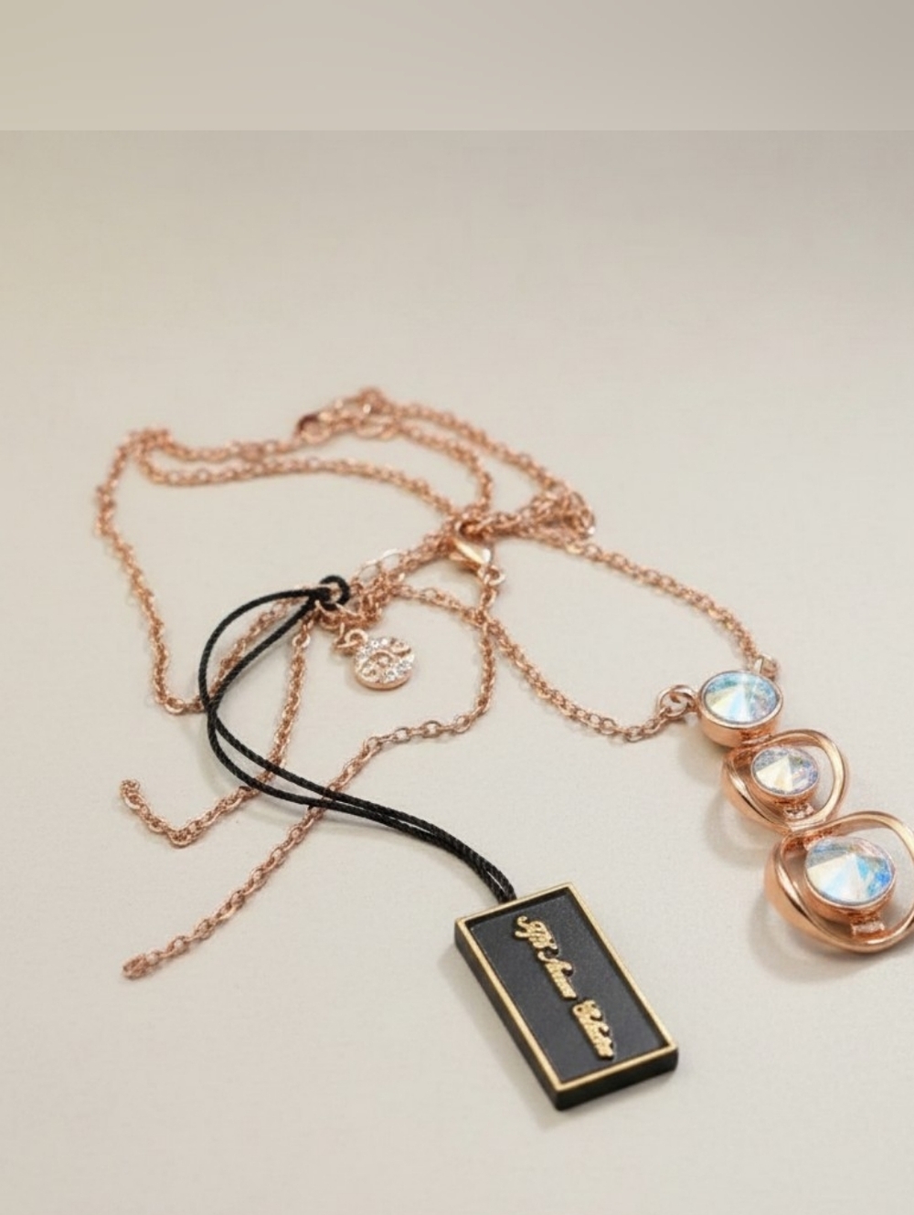 🥳2/$35🥳 BNWT Rose Gold Pendant Necklace with Blue Aurora Crystal Accents